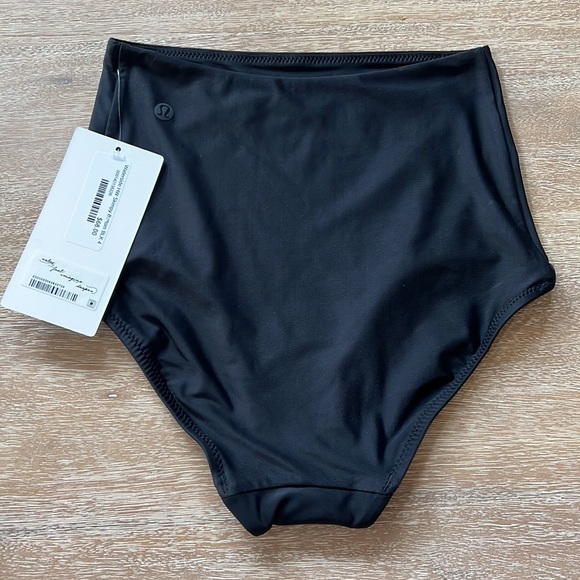 Lululemon Waterside High Rise Skimpy Bottom Coverage Size 4 - Picture 6 of 6